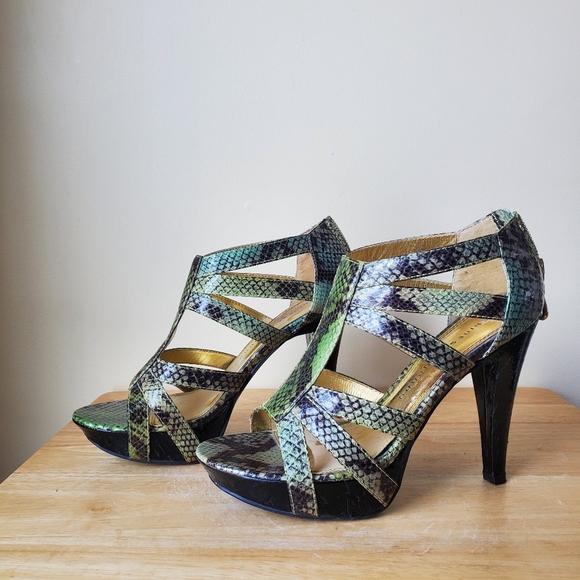Chinese Laundry Snakeskin Heels - Picture 5 of 13